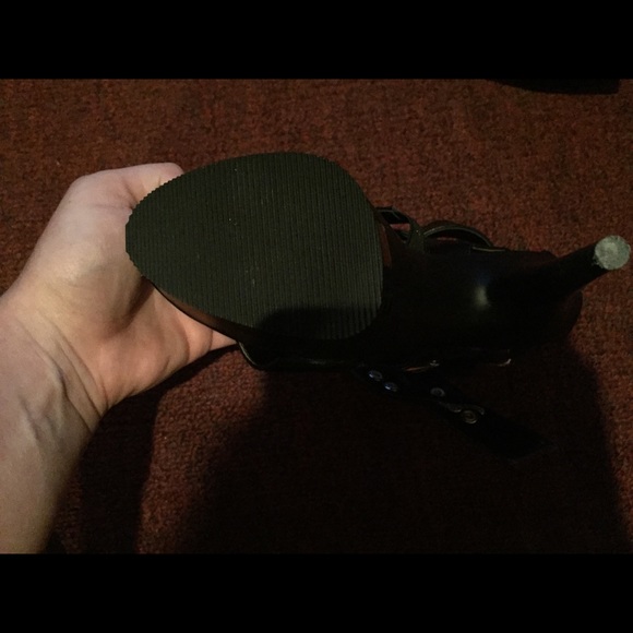 Sexy Stilettos - Picture 4 of 4